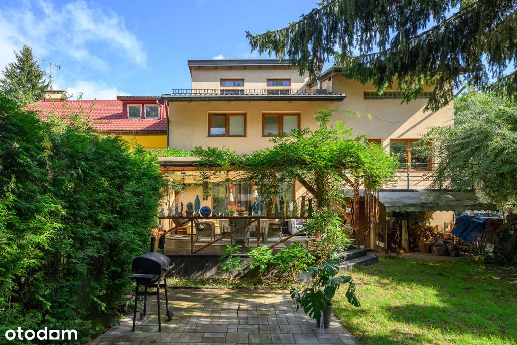 Rodzinny dom, świetna lokalizacji w Konstancinie - Pełny obrazek: 1/18