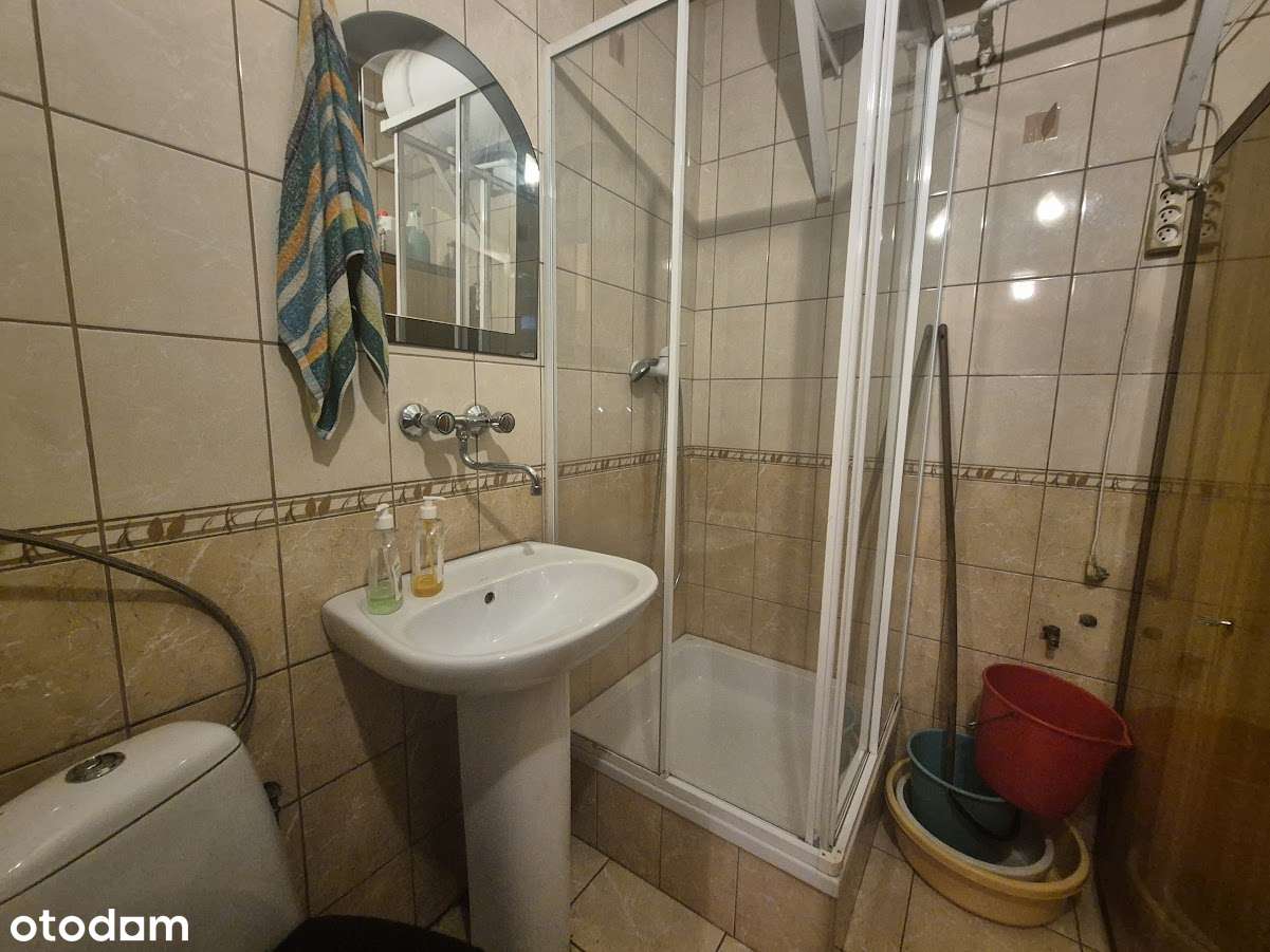 Niewielki dom w gm Mykanów - Pełny obrazek: 4/5