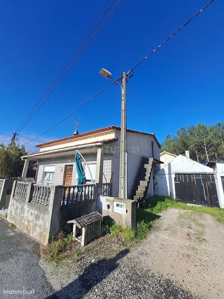 Moradia T4 térrea com terreno na Pedra de Cima – Conforto e tranquilid - Grande imagem: 3/24