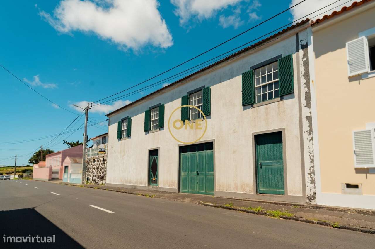 Moradia V4 com Vista Mar – Horta, Faial - Grande imagem: 2/23