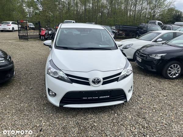 Toyota Verso 1.6 D-4D 5-Sitzer Start/Stop Executive - 1