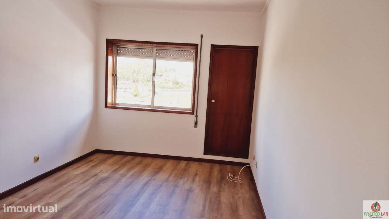 Apartamento T2 Oliveira do Bairro-2