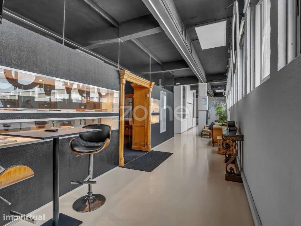 Escritório / Coworking em Marvila, Lisboa - 847 m², até 183 pessoas...-27
