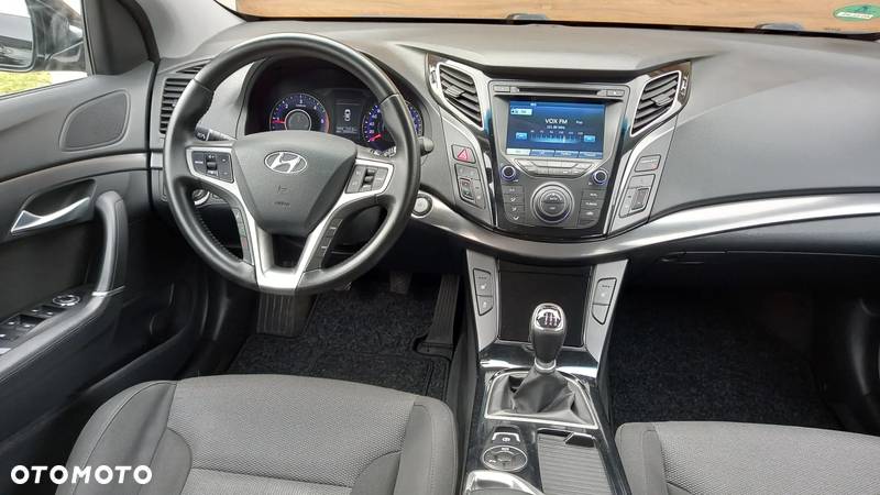 Hyundai i40 1.7 CRDi Comfort + - 20