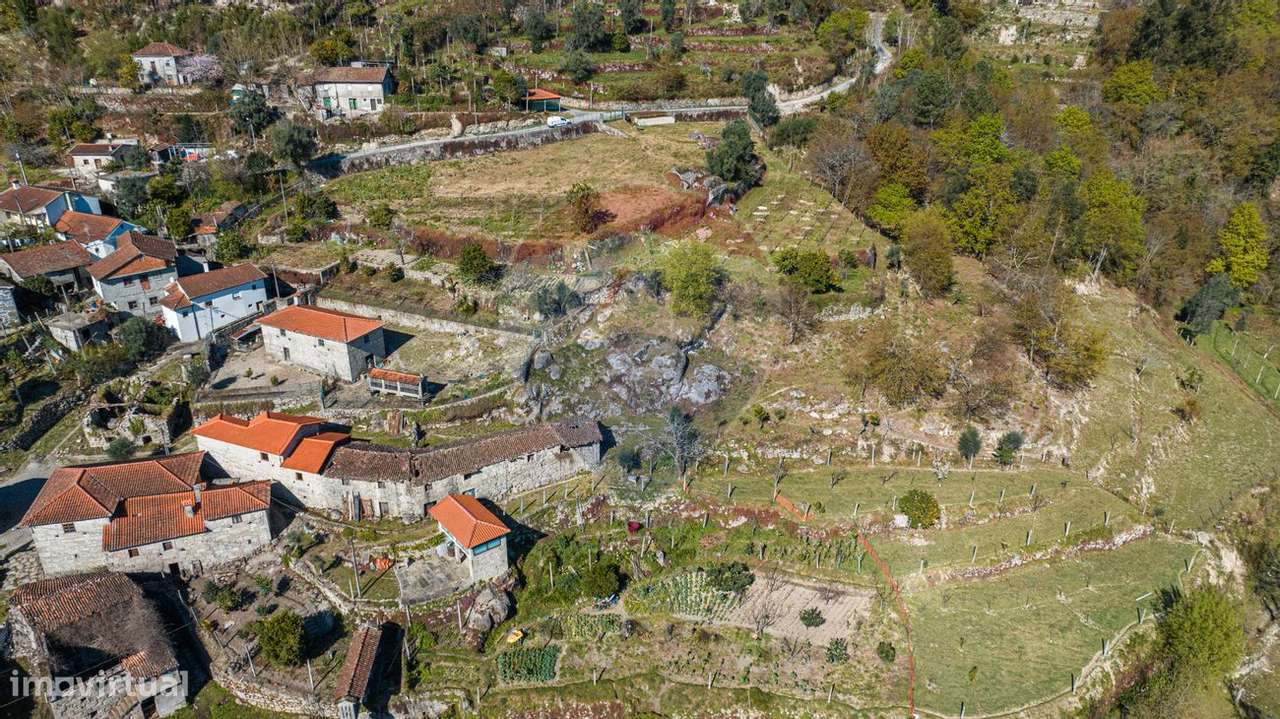 Moradia T3 para venda - Grande imagem: 2/30