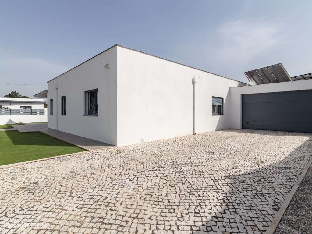 Moradia independente T3 Oleiros Azeitão - Grande imagem: 5/56