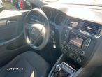 Volkswagen Jetta 1.2 TSI Trendline - 12