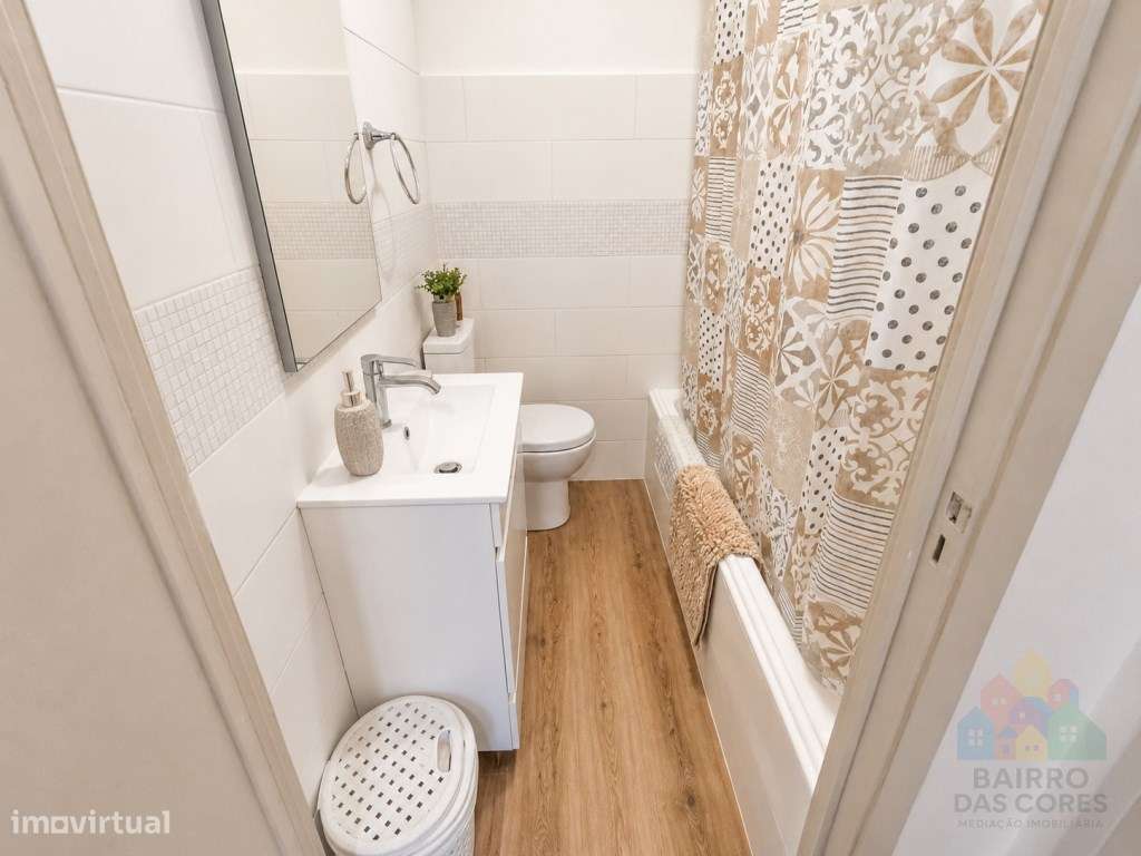 Apartamento T2 remodelado no centro de Tomar-8