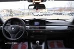 BMW Seria 3 318i Touring - 9