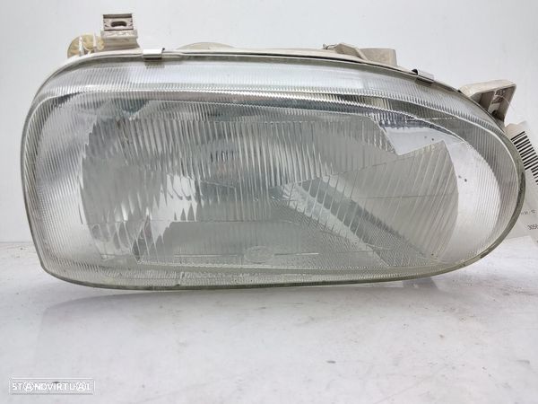 FAROL DIREITO VW GOLF III - 1