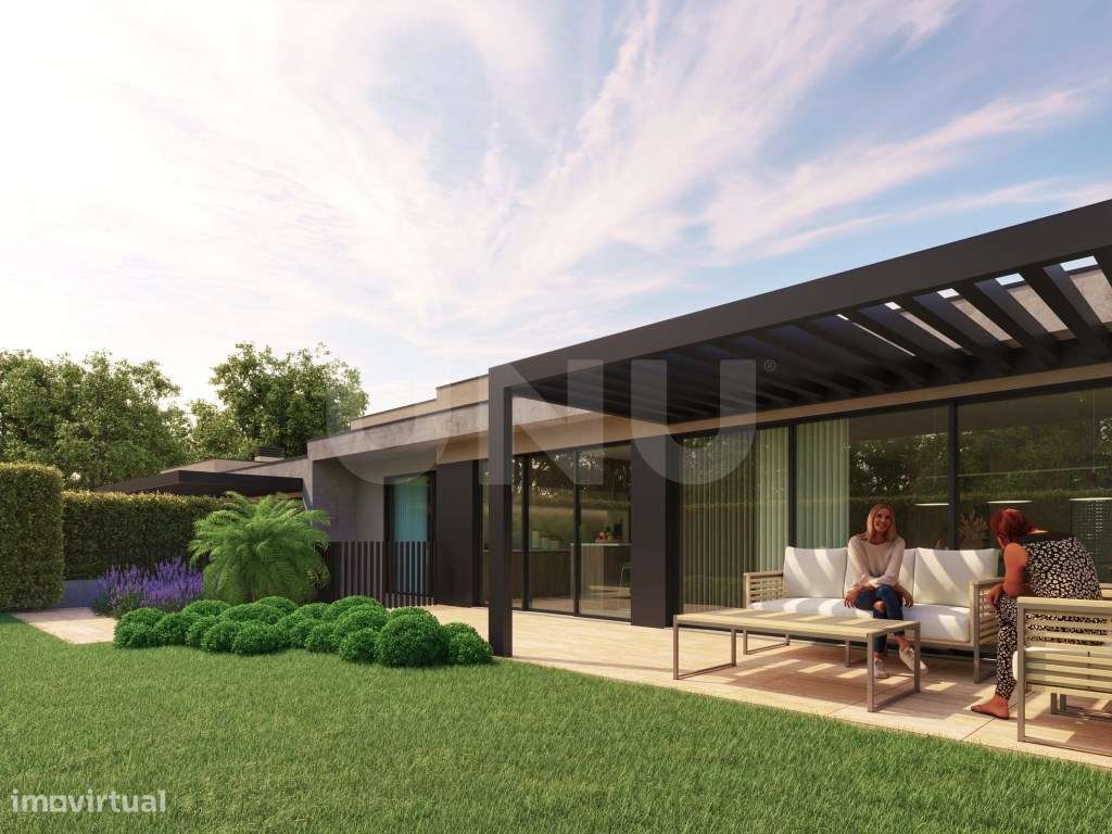 Moradia contemporânea de luxo com piscina e acabamentos de excelência-19