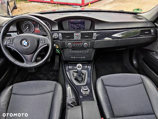 BMW Seria 3 320i Touring Edition Exclusive - 8