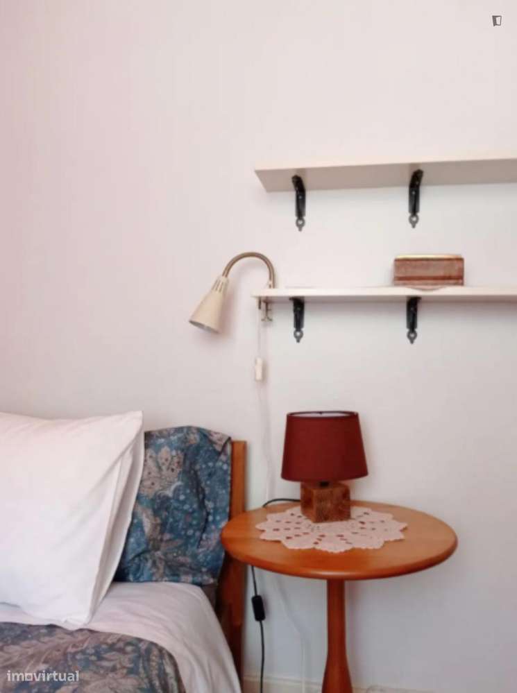 Quarto - localizado em Ajuda Lisbon - Grande imagem: 5/10