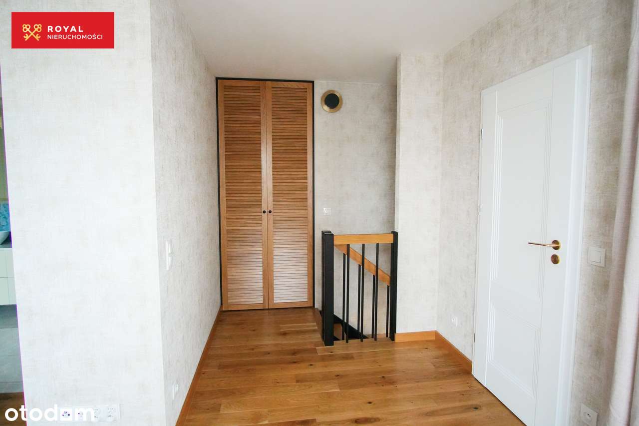 Dwupoziomowe mieszkanie z dużym tarasem-12