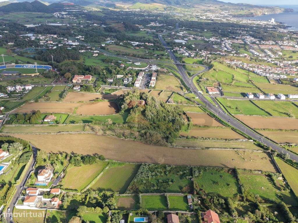 Terreno com 29.280 m2 | Excelente Localização | Ponta Delgada - São...-12