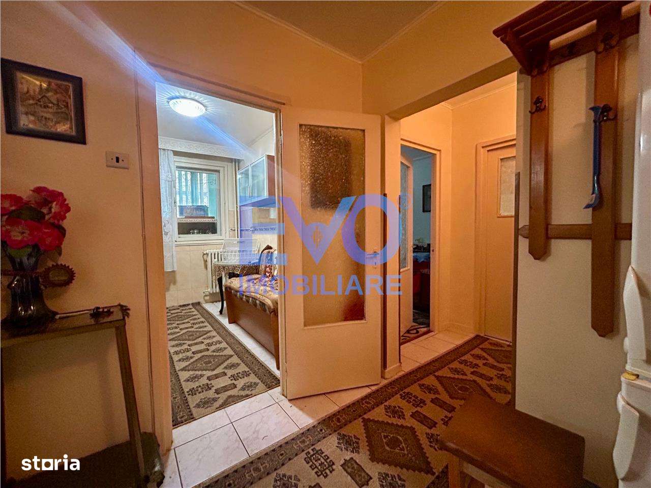 APARTAMENT 2 CAMERE DE VANZARE, ETAJUL 1, PODU ROS-3