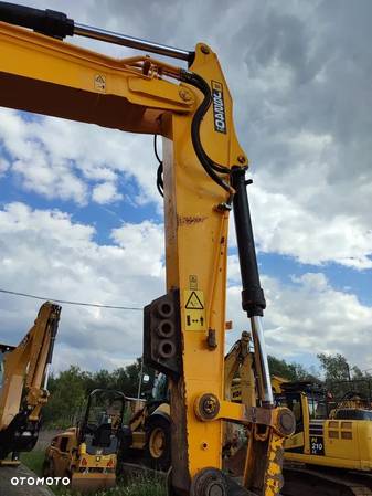 JCB JS 240 LC - 23