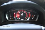 Volvo V60 Cross Country 2.0 D4 Plus Geartronic - 16