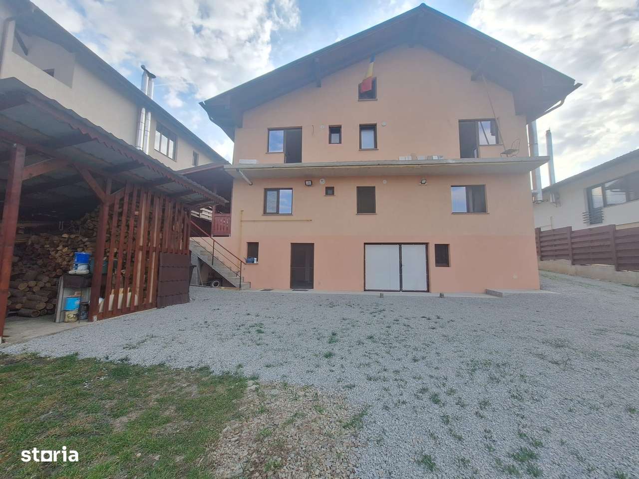 Casa de vanzare Campenesti,suprafata utila 366mp,teren 1000mp.-3