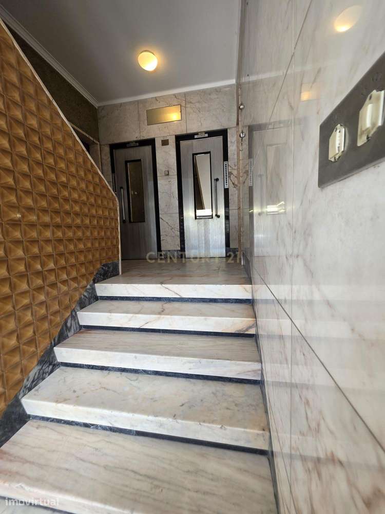 T3 NOVO -C/ SUITE E VARANDA-34