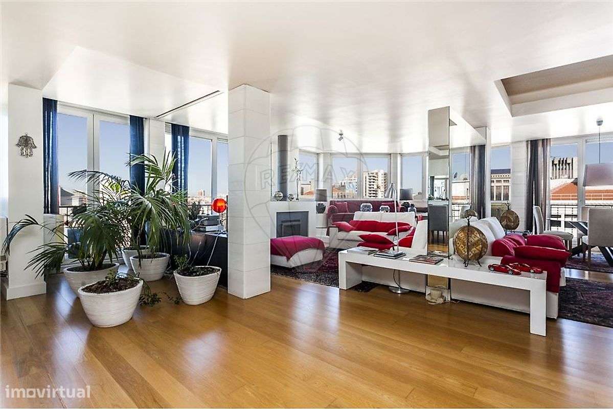 Apartamento T4 para venda - Grande imagem: 1/48