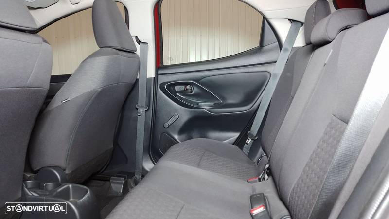 Toyota Yaris 1.0 VVT-i Comfort Plus - 11