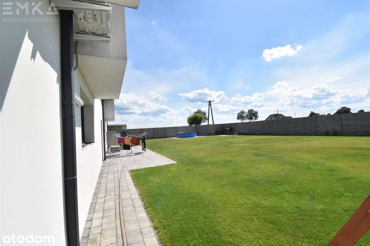 Dom + biuro + hala 5-stanowiskowa plac-12