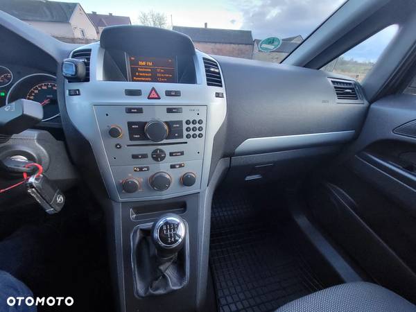 Opel Zafira 1.8 Active - 17