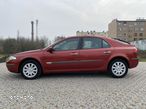 Renault Laguna - 4