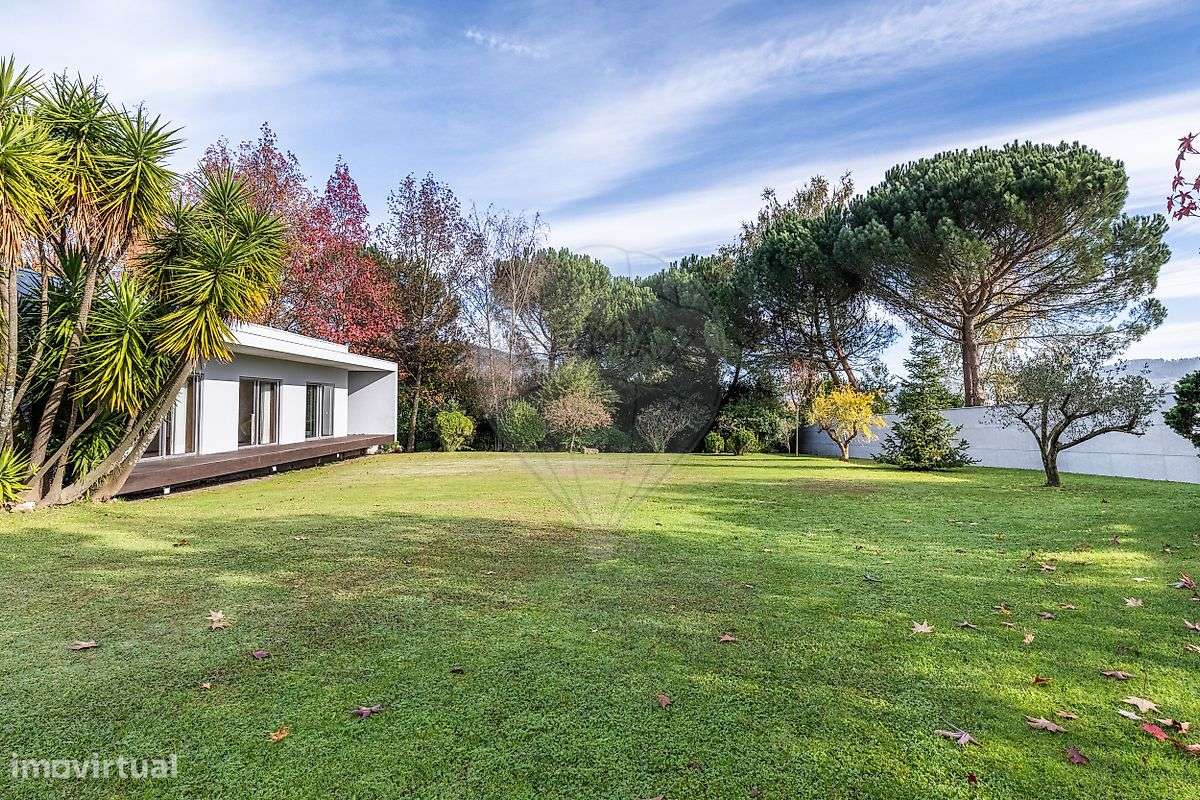 Moradia T4 para venda-45