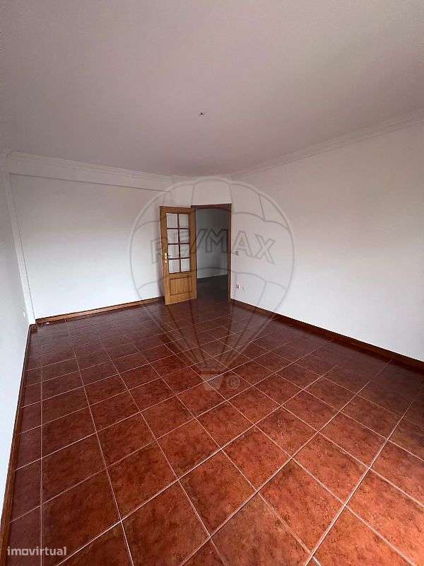 Apartamento T1 para arrendamento - Grande imagem: 4/13