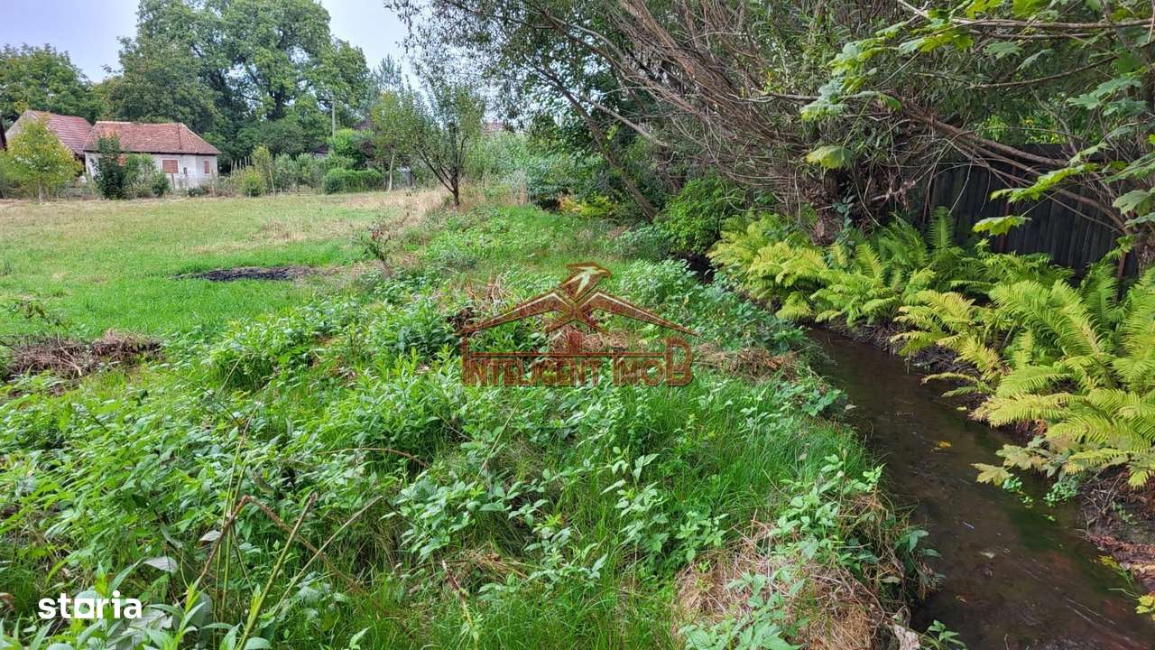 Teren intravilan in Porumbacu de Sus- Judet Sibiu - Imagine principală: 3/9