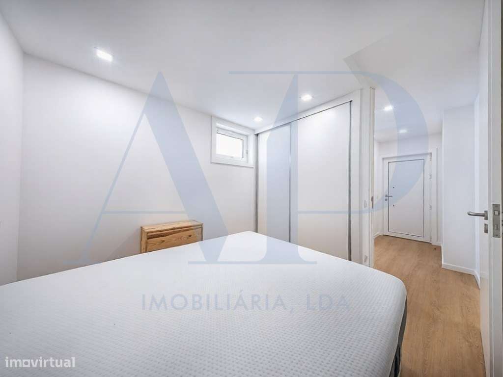 Moradia T3 em AVer-o-Mar na Primeira Linha-8