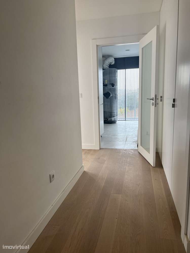 T2 - Matosinhos - Com Lugar de Garagem e Arrumo-18