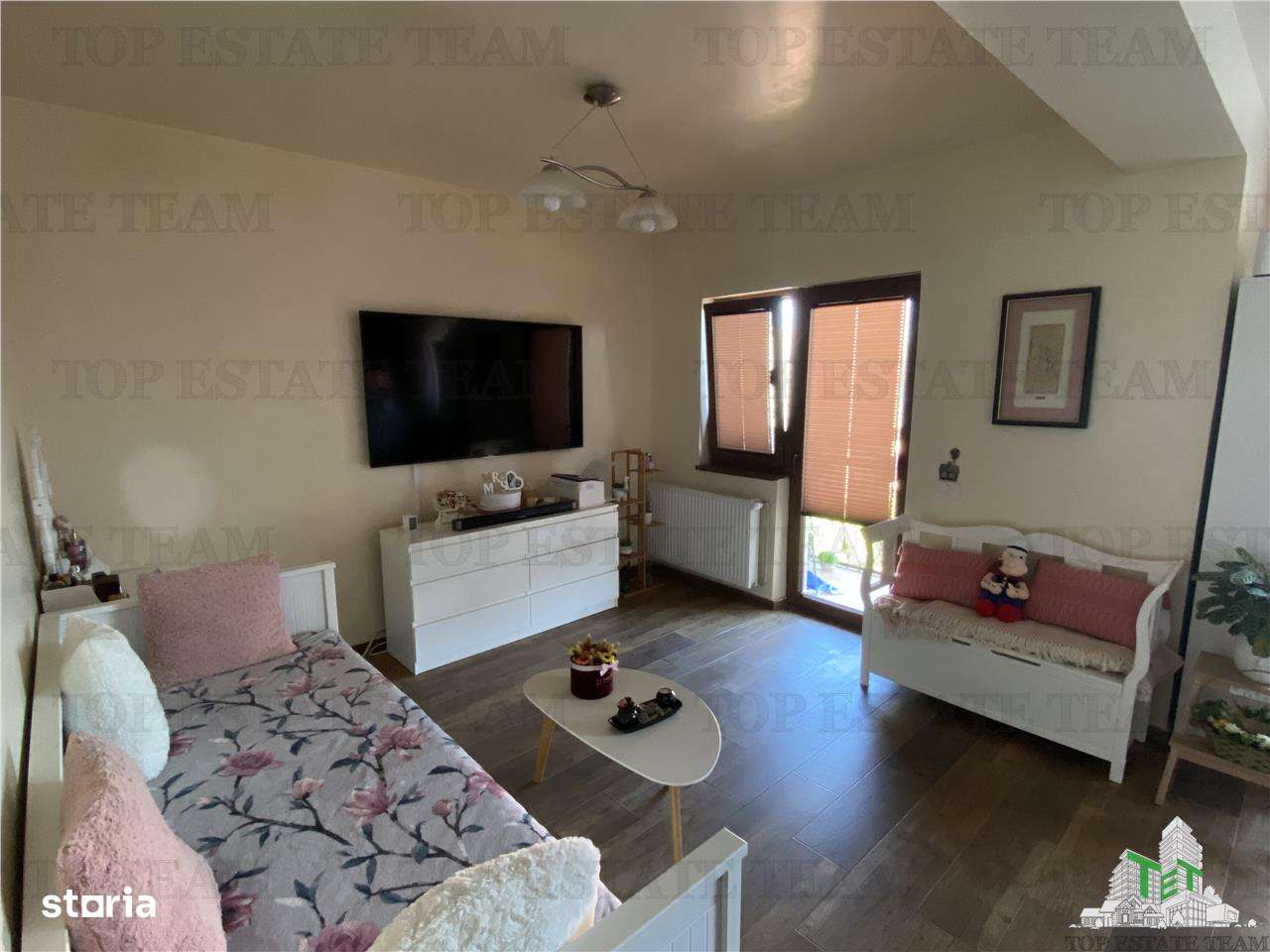 Vila spatioasa cu 3 apartamente si acces separat in Fundeni Dobroiesti-19