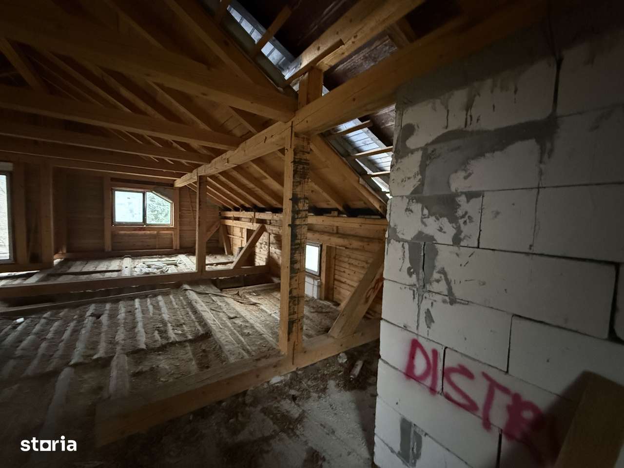 Casa Sucevița | 4.000 mp teren | Zonă liniștită-5