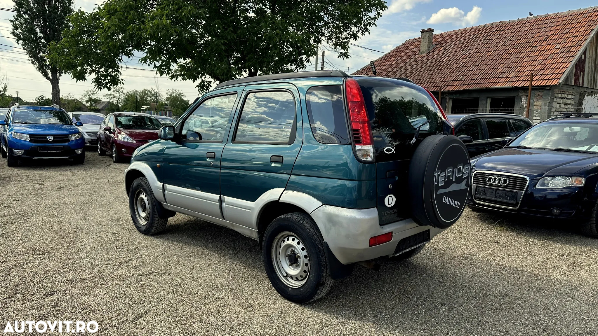 Daihatsu Terios - 12