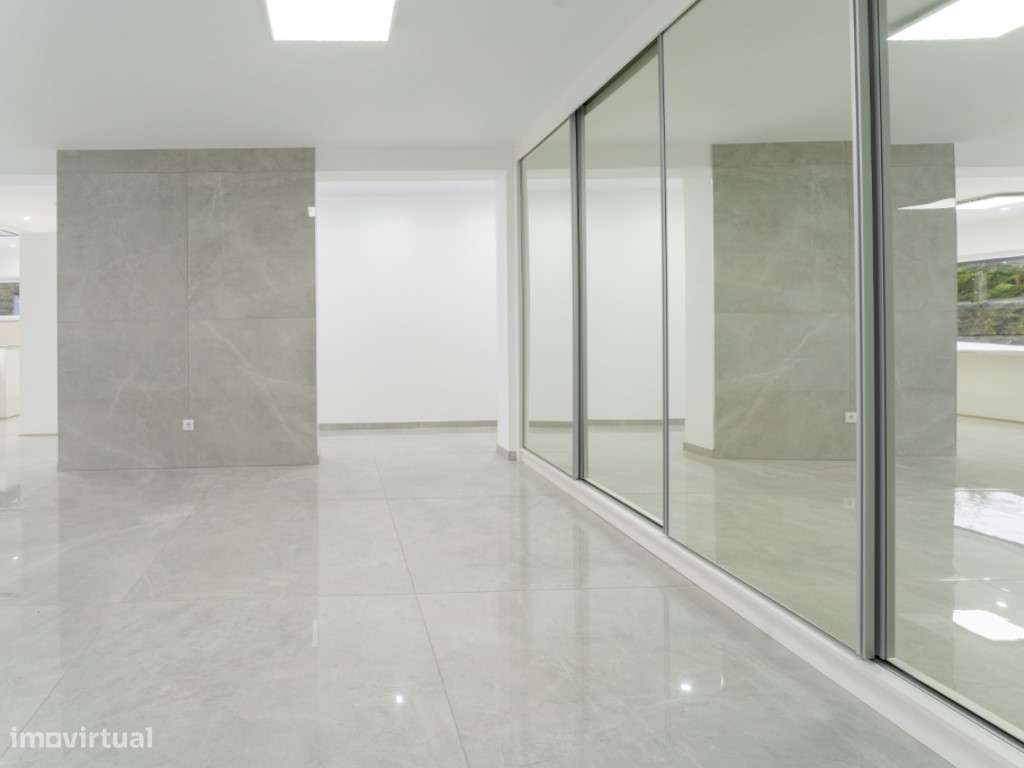 Moradia moderna T3 na Serra do Bouro-12
