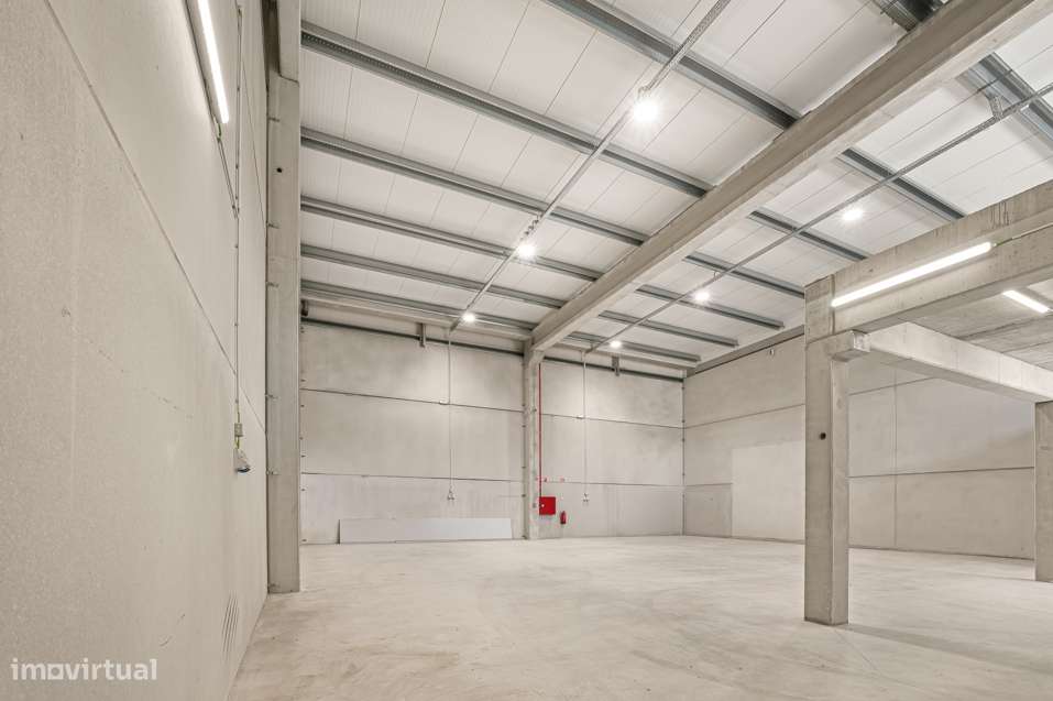 Armazém em rentabilidade à venda , Quinta de Matos-6