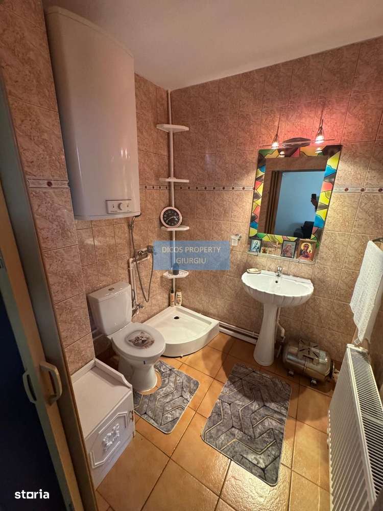 Casă de vânzare pe strada Tudor Vladimirescu-17