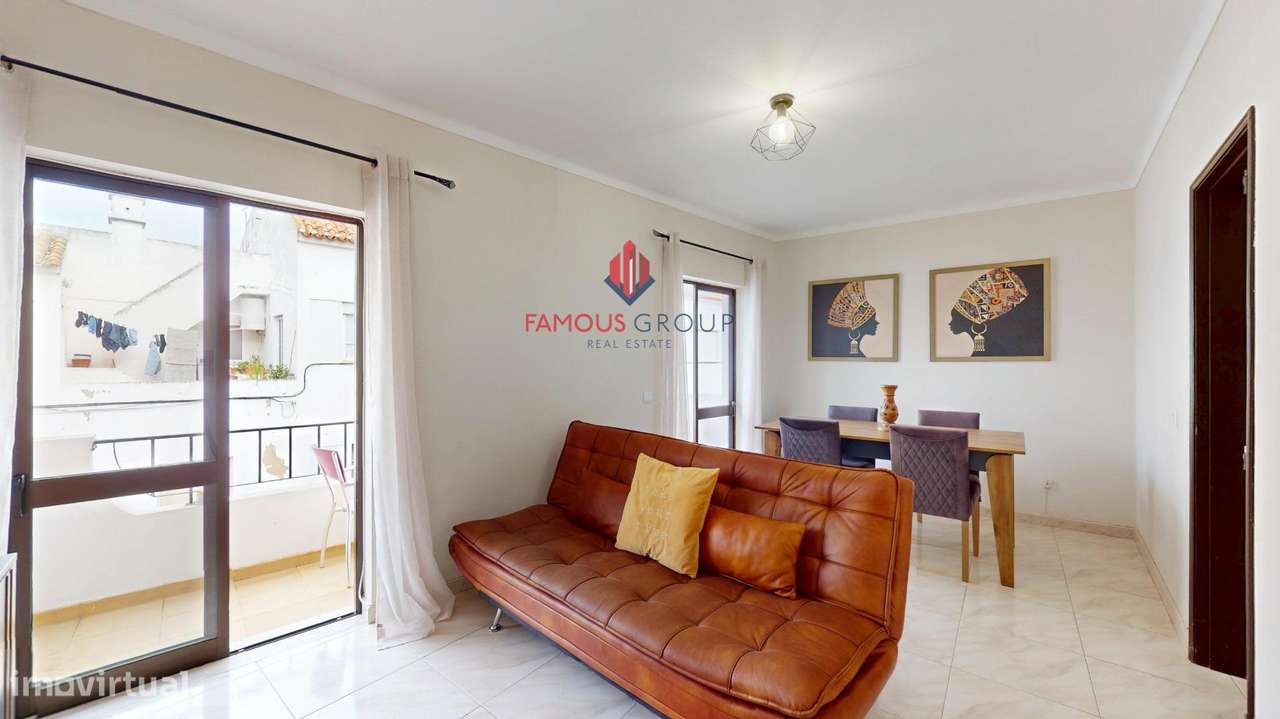 Apartamento T2 Duplex - Lagoa na Rua General Humberto Delgado-4