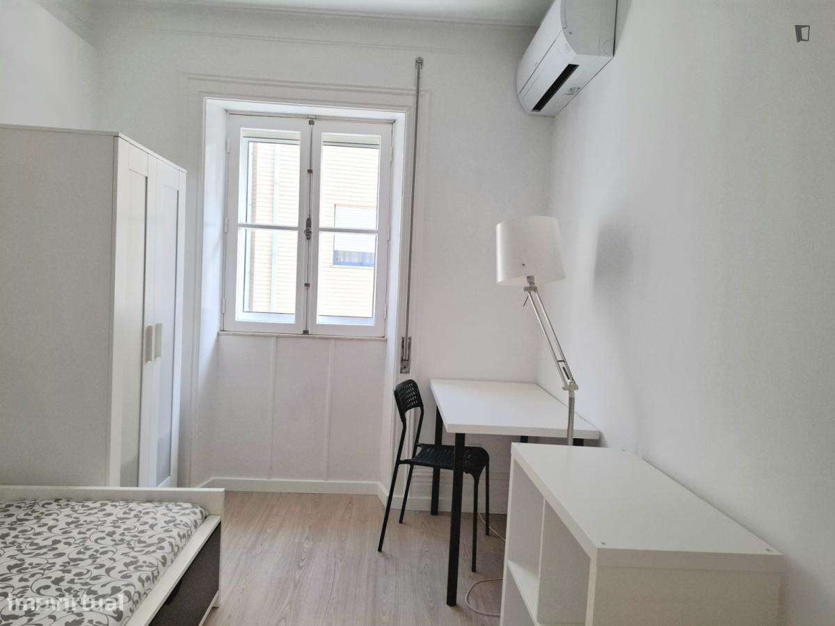 Quarto - localizado em Rio Tinto Porto - Grande imagem: 5/58