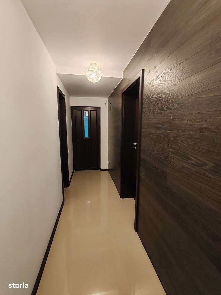 Vilă P+M, Pitesti, Str. Balotesti, teren 413 mp, mobilata, utilata - Imagine principală: 5/16