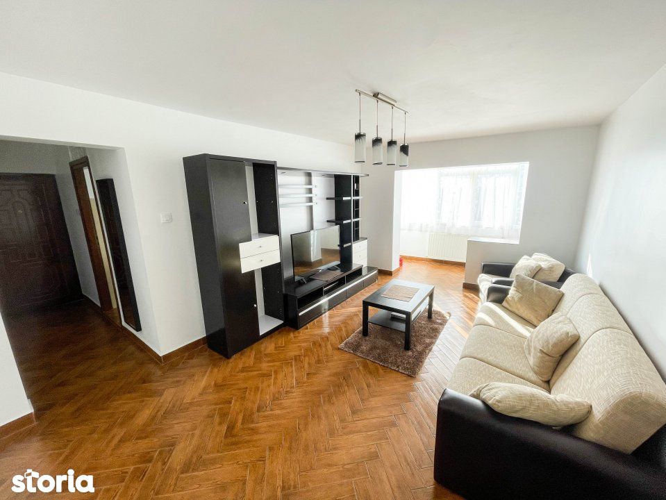 Apartament 3 camere, decomandat – Faleza Nord
