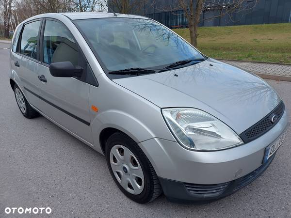 Ford Fiesta 1.4 Ambiente - 3