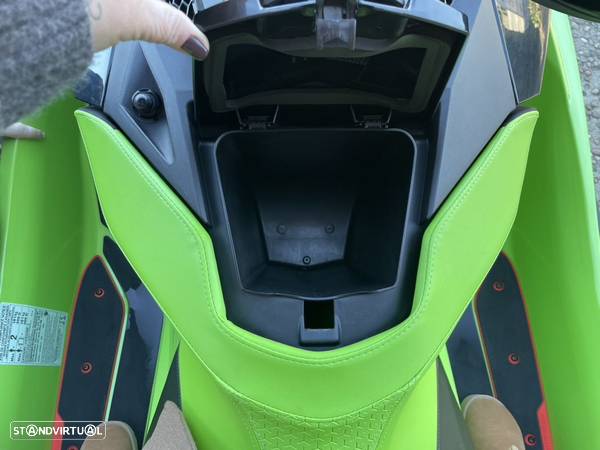 Sea-Doo RXP-X 300 CV - 17