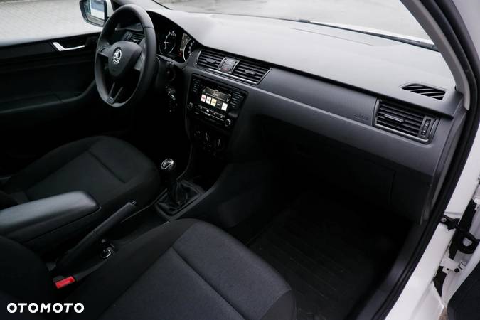 Skoda RAPID 1.0 TSI Active - 20