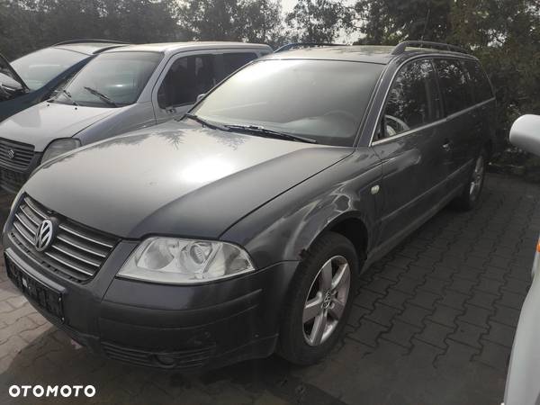 VW Passat B5 Lift 1.9 TDI Skrzynia Zderzak Drzwi Klapa Lampa - 3