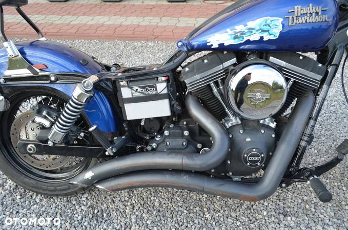 Harley-Davidson Dyna Street Bob - 8