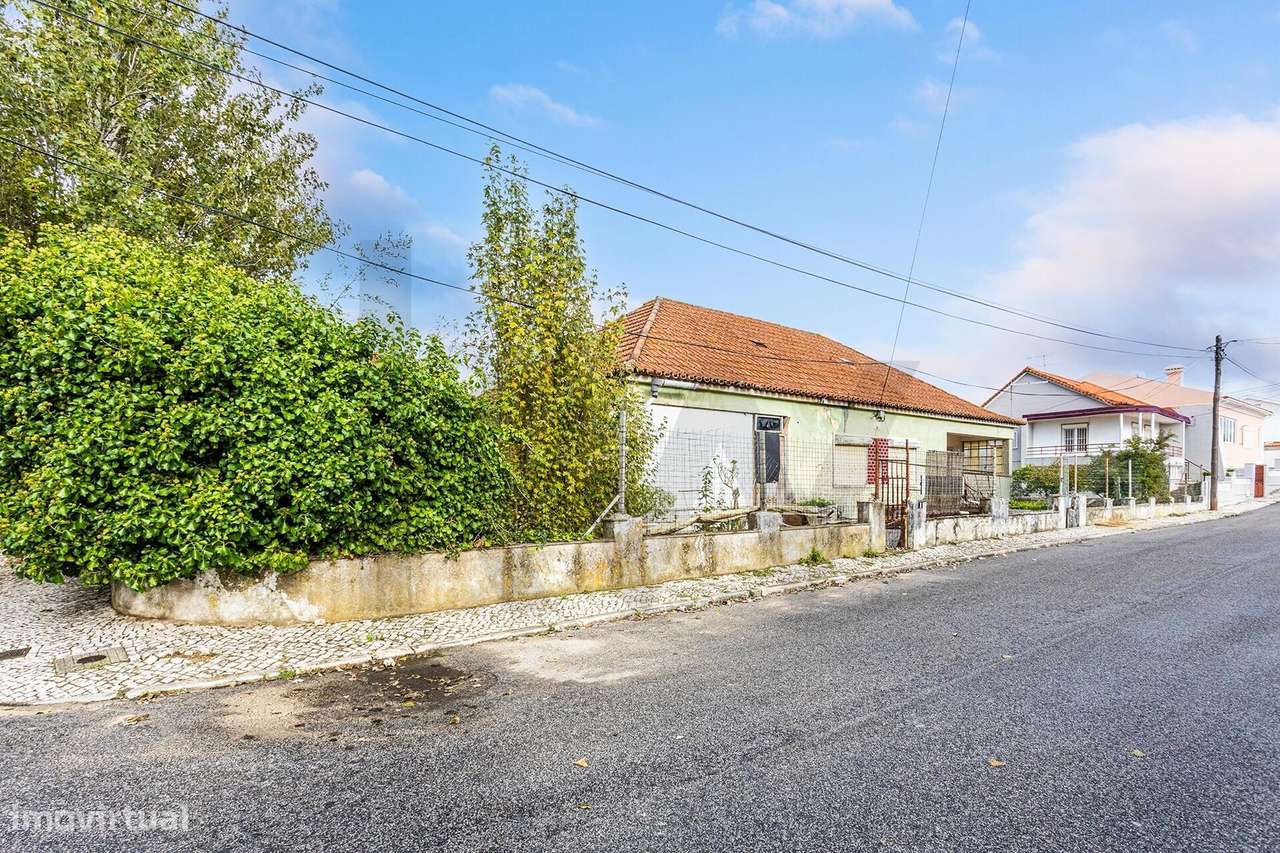Oportunidade Única! Moradia para Reabilitação total no Algueirão co-3